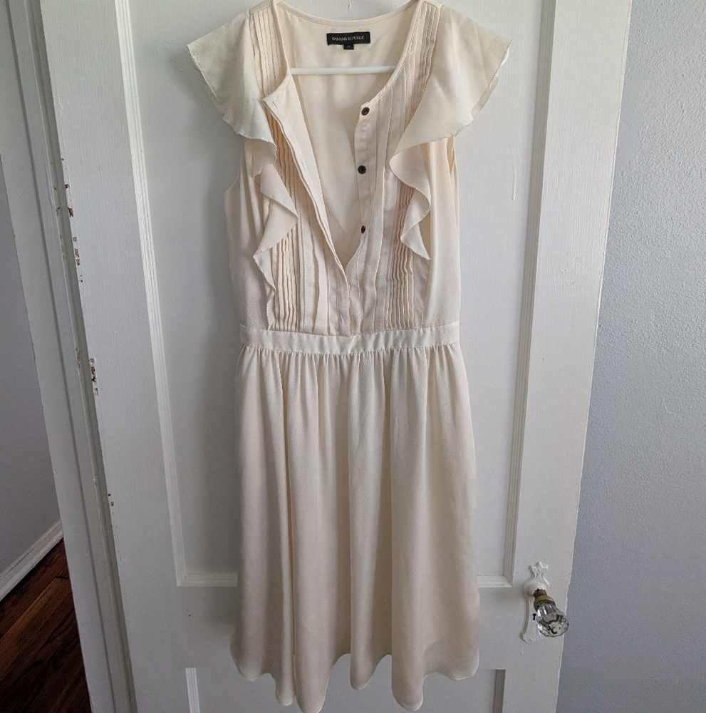 Banana Republic | Cream Dress